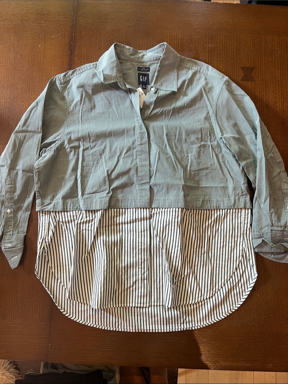 GAP Two-Tone Green & White Striped Big Shirt in M NWT